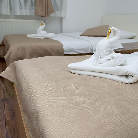Guesthouse Dubai Zagreb Bagian luar foto