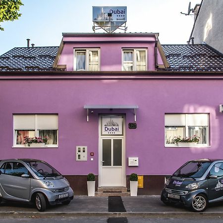Guesthouse Dubai Zagreb Bagian luar foto