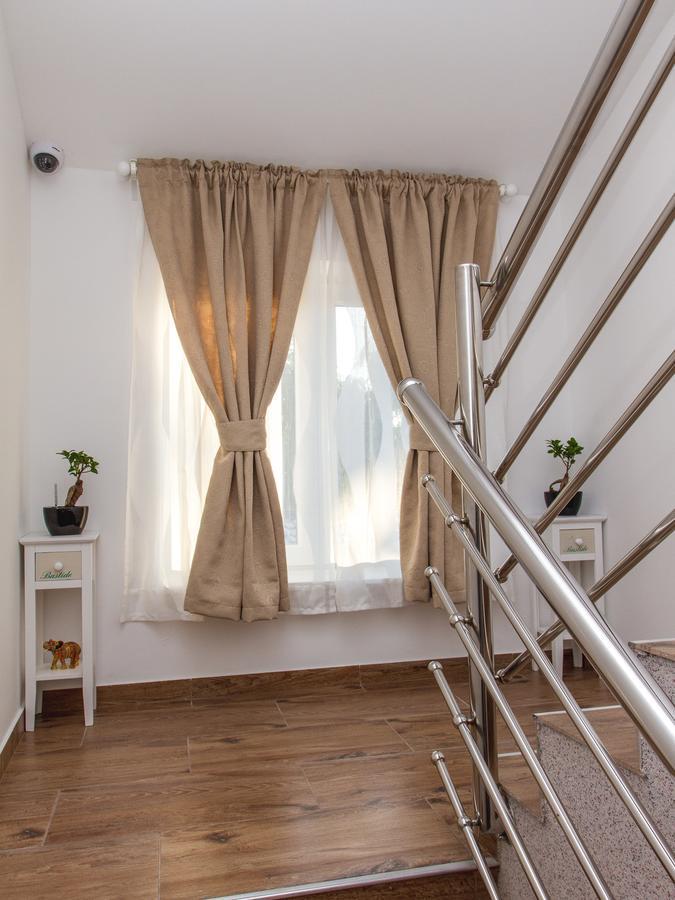Guesthouse Dubai Zagreb Bagian luar foto