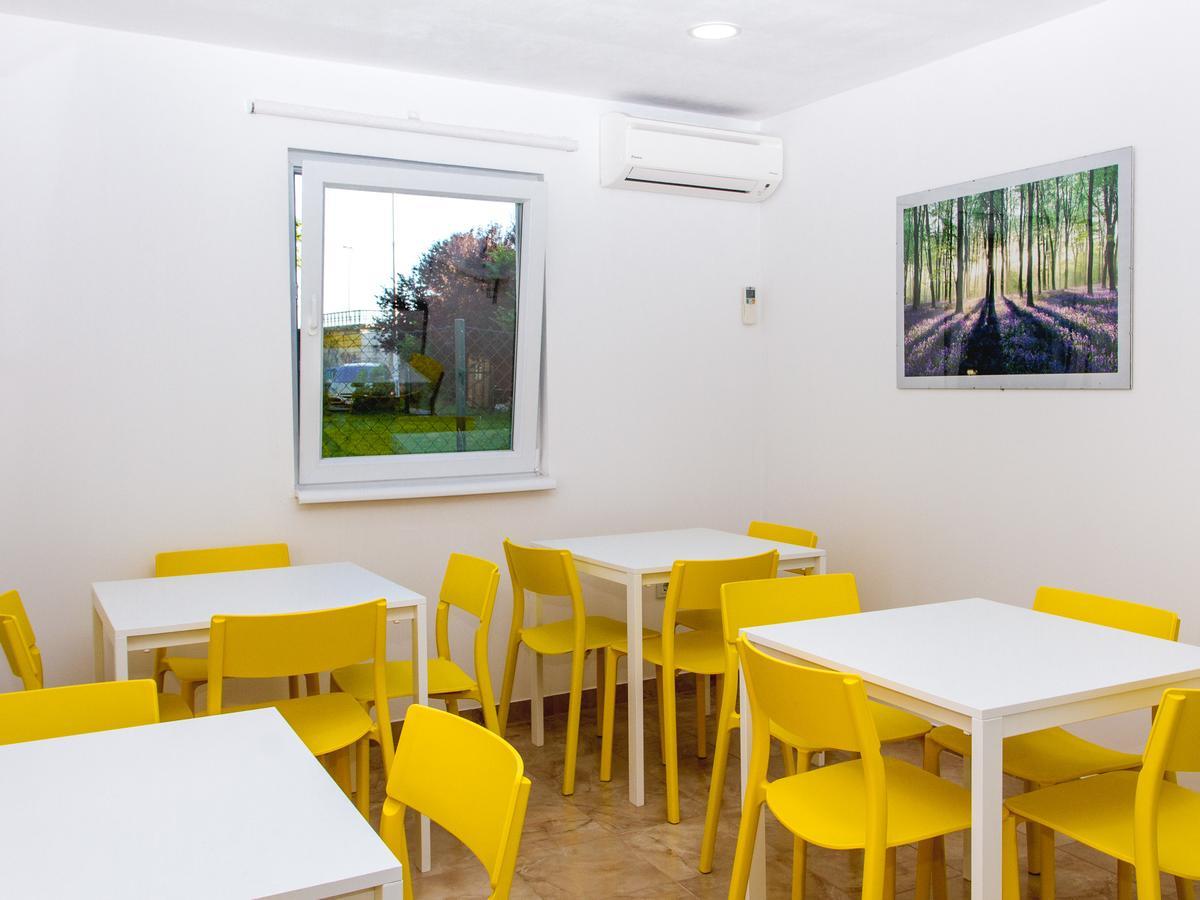 Guesthouse Dubai Zagreb Bagian luar foto