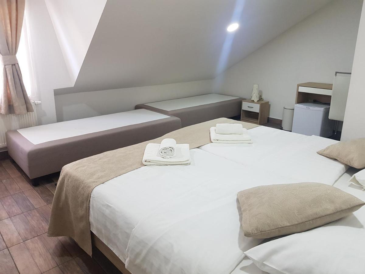 Guesthouse Dubai Zagreb Bagian luar foto