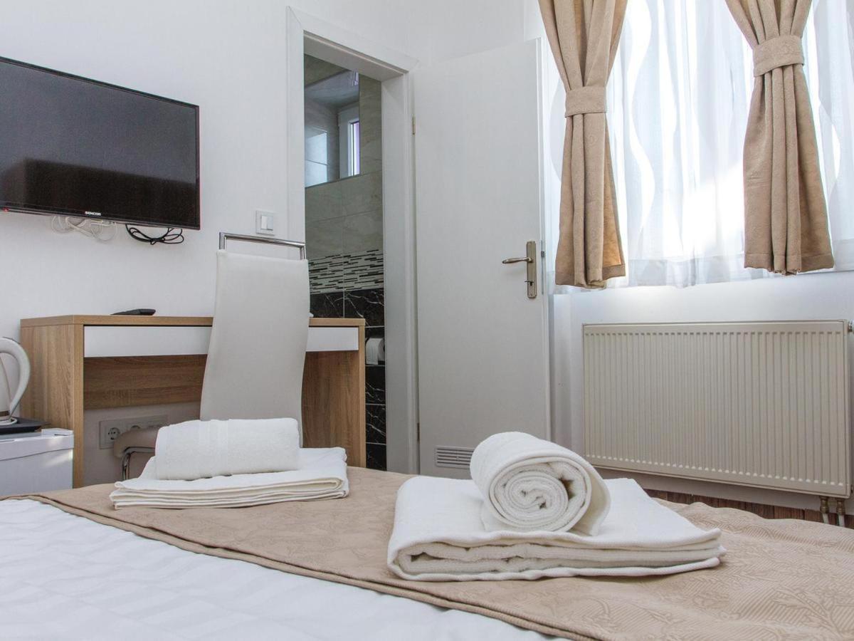 Guesthouse Dubai Zagreb Bagian luar foto